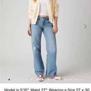 Levi's Women's Light Blue “low loose” straight leg Jeans